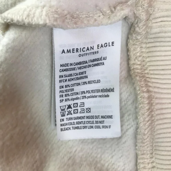 American Eagle Outfitters Cream and Red Graphic Sweater - Picture 8 of 10